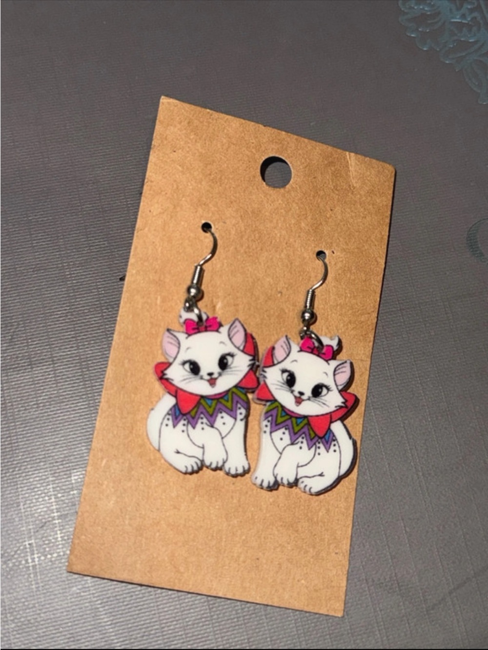 White Cat Cartoon Drop Earrings with Pink Bows